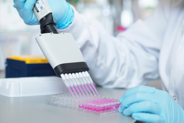 How two Labcorp physicians are training the next generation of pathologists